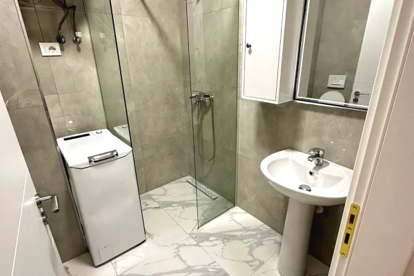 Appartamento in affitto a Tirana 1+1, Arredato