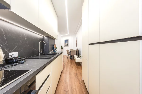 Appartamento in affitto a Tirana 1+1, Arredato