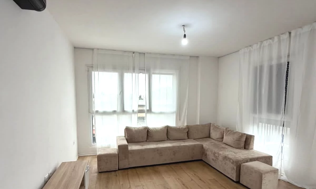 Shtepi me qera Apartament ne Tirane, 2+1, Mobilimi E mobiluar, Pagesa 60,000  Leke.