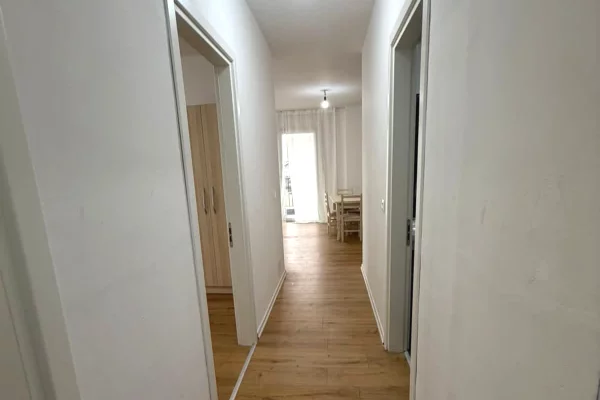 Shtepi me qera Apartament ne Tirane, 2+1, Mobilimi E mobiluar, Pagesa 60,000  Leke.