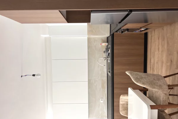 Shtepi me qera Apartament ne Tirane, 2+1, Mobilimi E mobiluar, Pagesa 50,000  Leke.