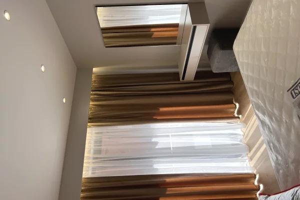 Shtepi me qera Apartament ne Tirane, 1+1, Mobilimi E mobiluar, Pagesa 55,000  Leke.