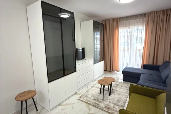 Shtepi me qera Apartament ne Tirane, Garsoniere, Mobilimi E mobiluar, Pagesa 42,000  Leke.