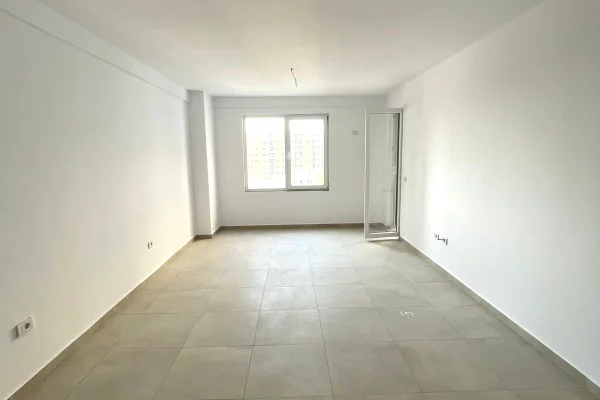 Shtepi ne shitje Apartament ne Tirane, 2+1, Mobilimi Bosh, pa mobiluar, Pagesa 110,000  Euro.