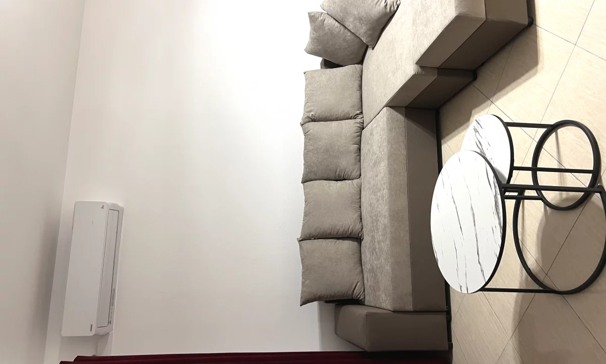 Shtepi me qera Apartament ne Tirane, 2+1, Mobilimi E mobiluar, Pagesa 60,000  Leke.