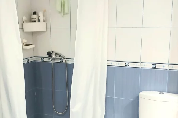 Shtepi me qera Apartament ne Tirane, 2+1, Mobilimi E mobiluar, Pagesa 520  Euro.