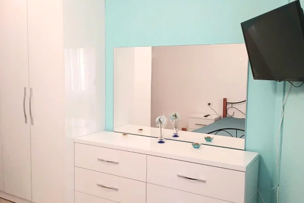 Shtepi me qera Apartament ne Tirane, 2+1, Mobilimi E mobiluar, Pagesa 520  Euro.