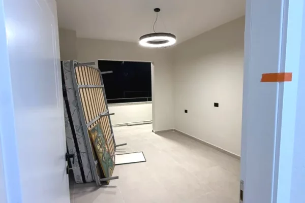 Appartamento in affitto a Tirana 2+1, Arredato