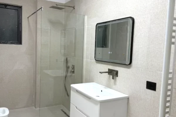 Appartamento in affitto a Tirana 2+1, Arredato