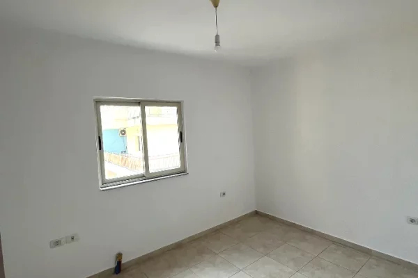 Apartment for rent in Tirana 2+1, Emty