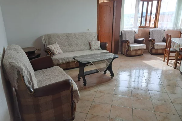 Jepet me qira 1+1 DON BOSKO 400 mije leke