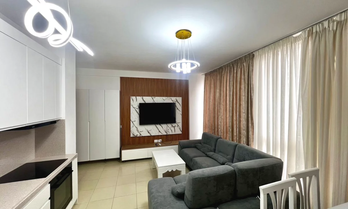 Shtepi me qera Apartament ne Tirane, 2+1, Mobilimi E mobiluar, Pagesa 65,000  Leke.