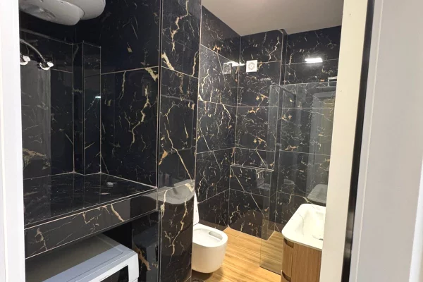 Shtepi me qera Apartament ne Tirane, 2+1, Mobilimi E mobiluar, Pagesa 1,200  Euro.