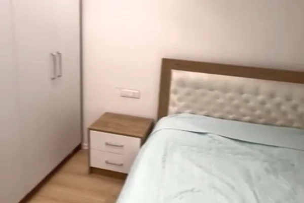 Shtepi me qera Apartament ne Tirane, 1+1, Mobilimi E mobiluar, Pagesa 550  Euro.
