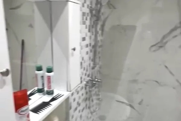 Shtepi me qera Apartament ne Tirane, 1+1, Mobilimi E mobiluar, Pagesa 550  Euro.