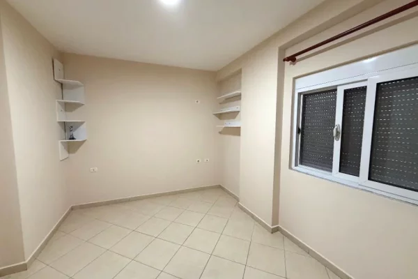 Apartment for rent in Tirana 2+1, Emty