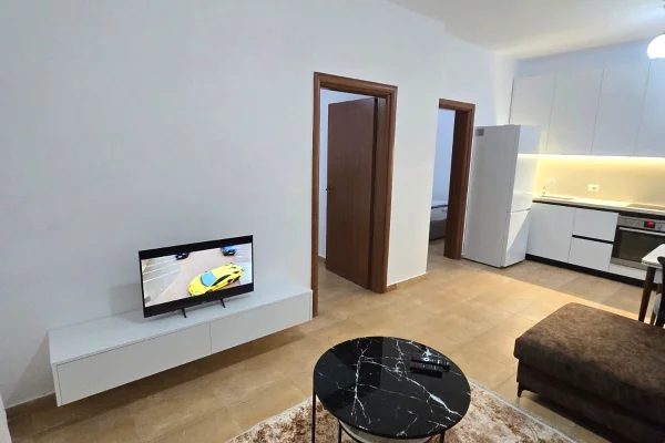 Shtepi me qera Apartament ne Tirane, 2+1, Mobilimi E mobiluar, Pagesa 45,000  Leke.
