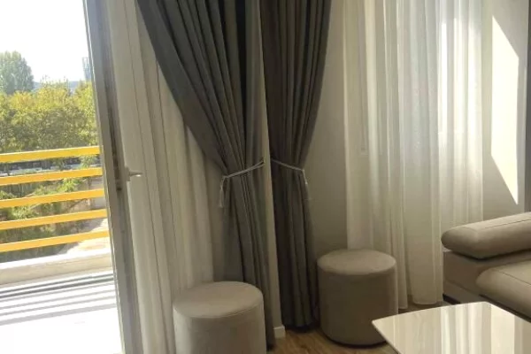 Shtepi me qera Apartament ne Tirane, 1+1, Mobilimi E mobiluar, Pagesa 55,000  Leke.