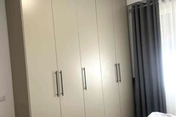 Shtepi me qera Apartament ne Tirane, 1+1, Mobilimi E mobiluar, Pagesa 55,000  Leke.