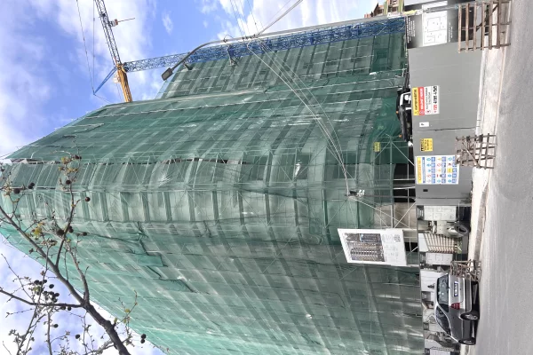 Shtepi ne shitje Apartament ne Tirane, 1+1, Mobilimi Bosh, pa mobiluar, Pagesa 120,000  Euro.