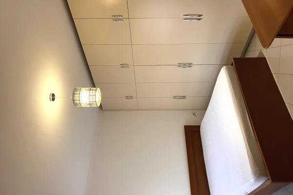 Shtepi me qera Apartament ne Tirane, 2+1, Mobilimi E mobiluar, Pagesa 45,000  Leke.