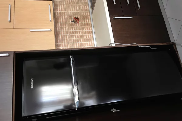 Shtepi me qera Apartament ne Tirane, 2+1, Mobilimi E mobiluar, Pagesa 45,000  Leke.