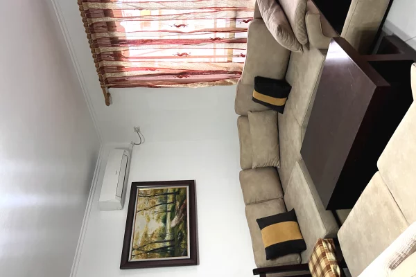 Shtepi me qera Apartament ne Tirane, 2+1, Mobilimi E mobiluar, Pagesa 45,000  Leke.