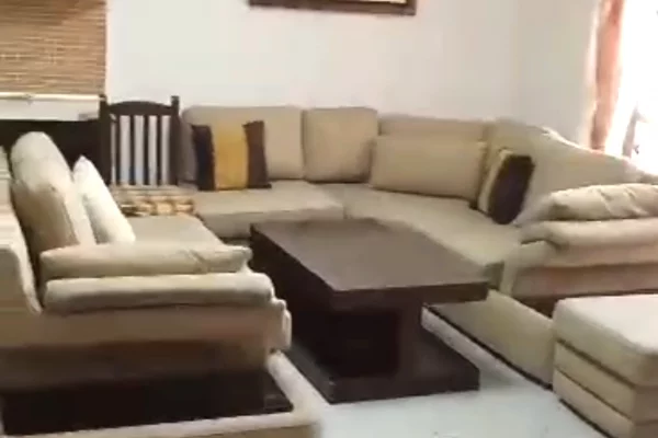 Shtepi me qera 2+1 ne Tirane - 45,000 Leke