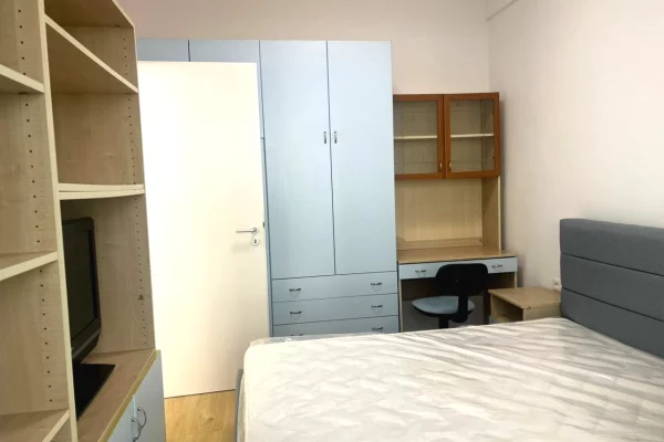 Shtepi me qera Apartament ne Tirane, 1+1, Mobilimi E mobiluar, Pagesa 40,000  Leke.