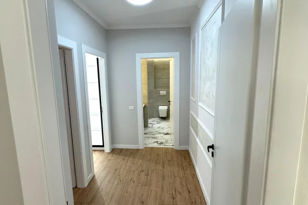 Shtepi me qera Apartament ne Tirane, 2+1, Mobilimi E mobiluar, Pagesa 1,000  Euro.
