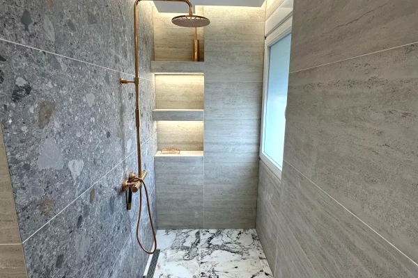 Shtepi me qera Apartament ne Tirane, 2+1, Mobilimi E mobiluar, Pagesa 1,000  Euro.