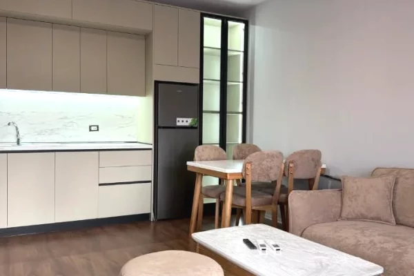 Shtepi me qera 1+1 ne Tirane - 650 Euro