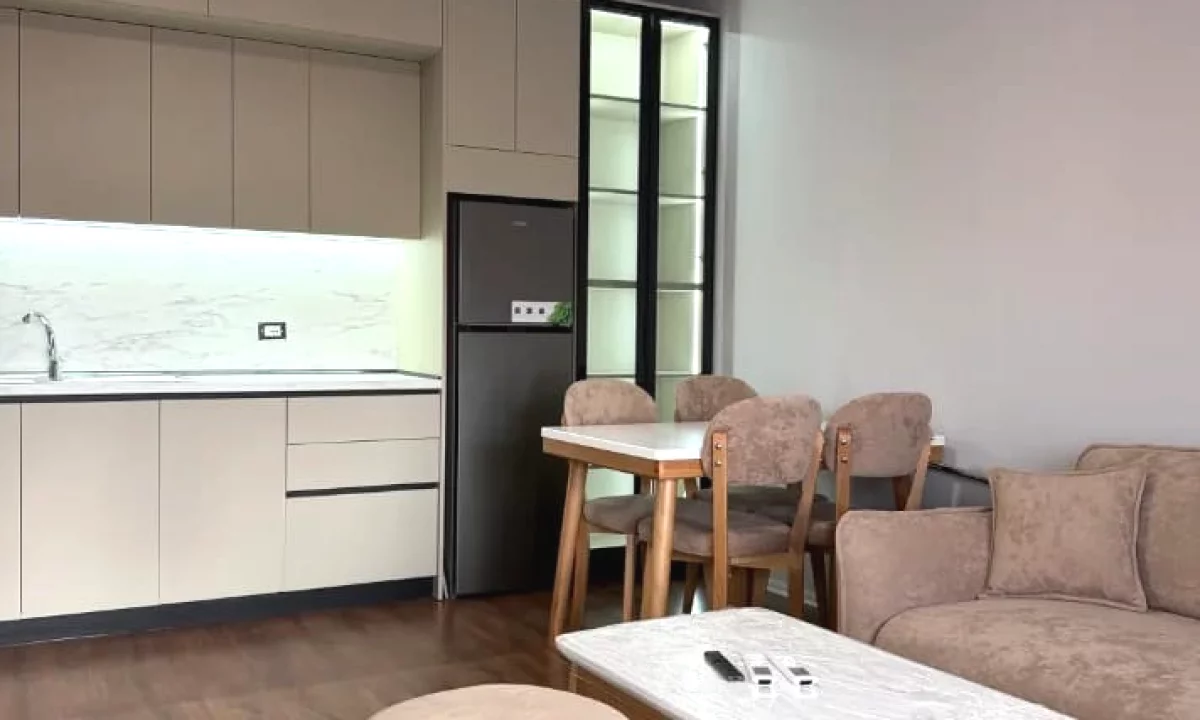 Shtepi me qera Apartament ne Tirane, 1+1, Mobilimi E mobiluar, Pagesa 650  Euro.