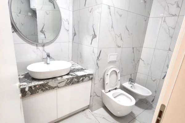 Shtepi me qera Apartament ne Tirane, 2+1, Mobilimi E mobiluar, Pagesa 850  Euro.