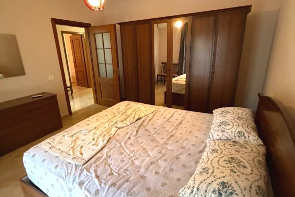 Shtepi me qera Apartament ne Tirane, 2+1, Mobilimi E mobiluar, Pagesa 750  Euro.