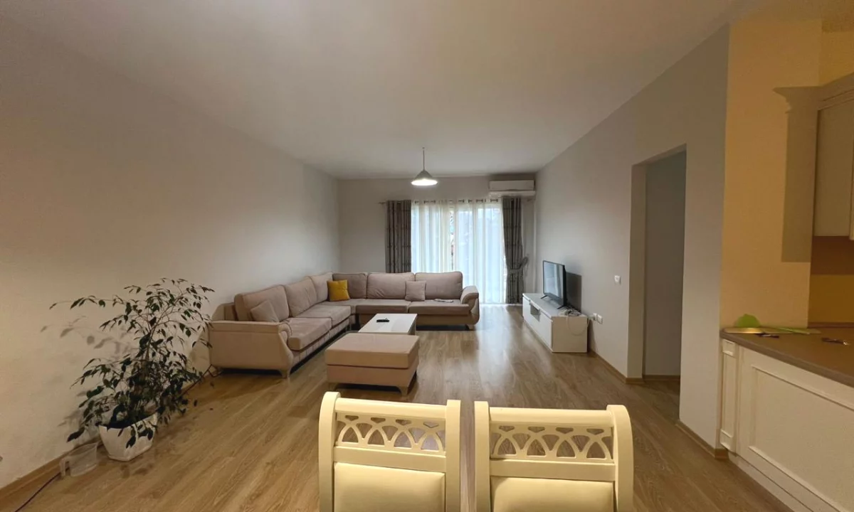 Shtepi me qera Apartament ne Tirane, 2+1, Mobilimi E mobiluar, Pagesa 60,000  Leke.