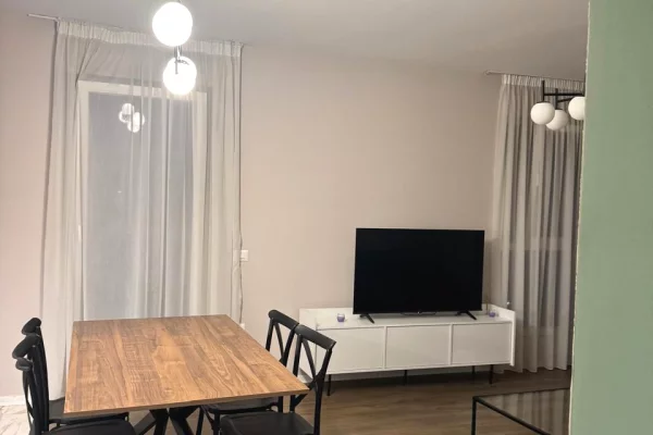 Shtepi me qera Apartament ne Tirane, 2+1, Mobilimi E mobiluar, Pagesa 80,000  Leke.