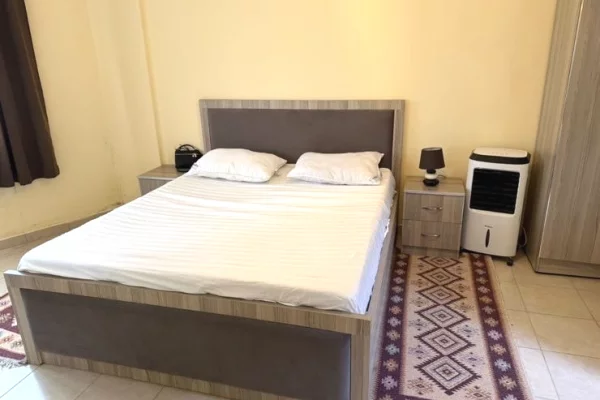 Shtepi me qera Apartament ne Tirane, 2+1, Mobilimi E mobiluar, Pagesa 55,000  Leke.