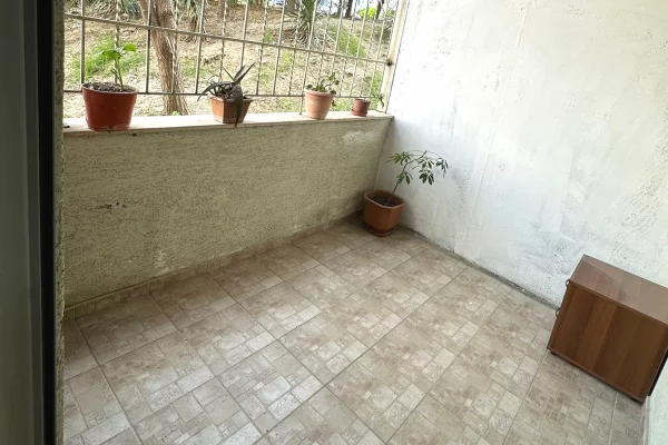 Shtepi me qera Apartament ne Tirane, 1+1, Mobilimi E mobiluar, Pagesa 500  Euro.