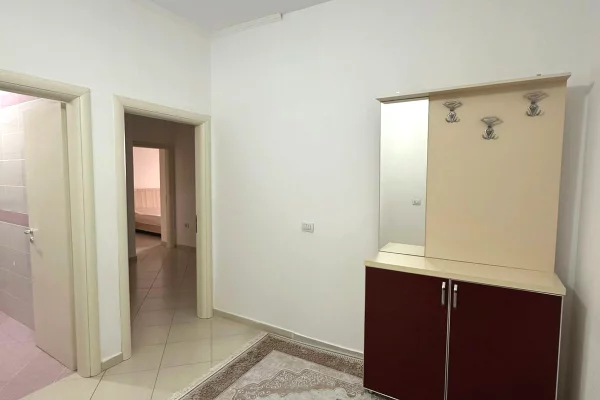 Shtepi me qera Apartament ne Tirane, 1+1, Mobilimi E mobiluar, Pagesa 500  Euro.