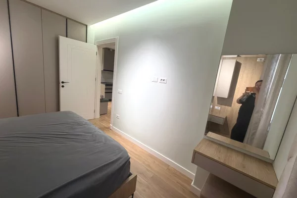 Shtepi me qera Apartament ne Tirane, 1+1, Mobilimi E mobiluar, Pagesa 750  Euro.