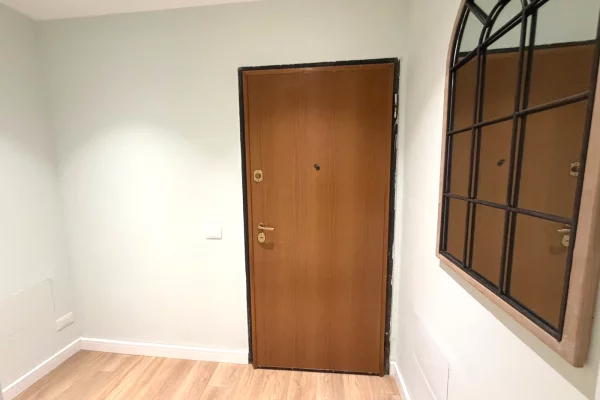 Shtepi me qera Apartament ne Tirane, 1+1, Mobilimi E mobiluar, Pagesa 750  Euro.