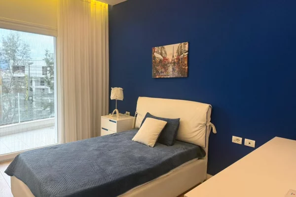 Shtepi me qera Apartament ne Tirane, 2+1, Mobilimi E mobiluar, Pagesa 850  Euro.