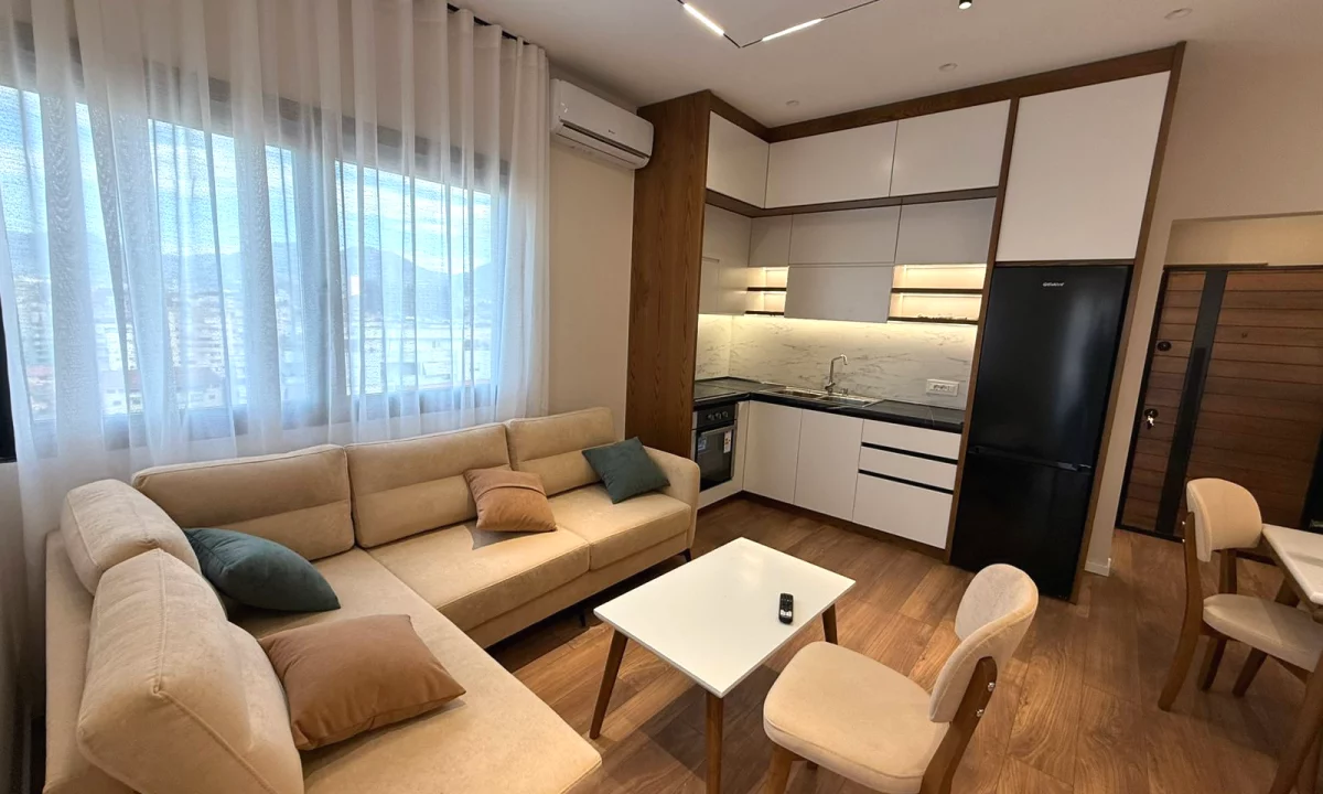 Shtepi me qera Apartament ne Tirane, 1+1, Mobilimi E mobiluar, Pagesa 60,000  Leke.