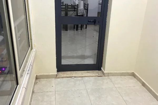 Shtepi me qera Apartament ne Tirane, 1+1, Mobilimi E mobiluar, Pagesa 400  Euro.