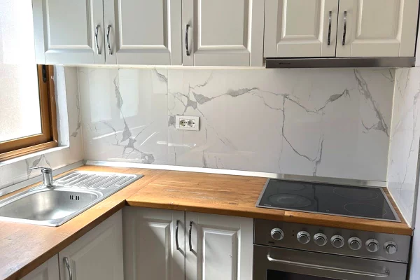 Shtepi me qera Apartament ne Tirane, 1+1, Mobilimi E mobiluar, Pagesa 520  Euro.