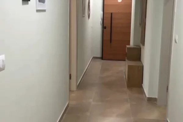 Shtepi me qera Apartament ne Tirane, 2+1, Mobilimi E mobiluar, Pagesa 85,000  Leke.