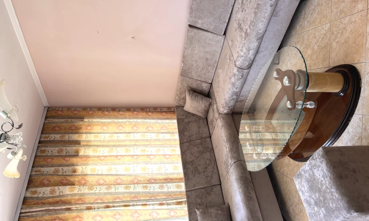 Shtepi me qera Apartament ne Tirane, 1+1, Mobilimi E mobiluar, Pagesa 450  Euro.