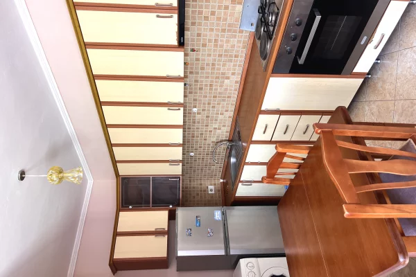 Shtepi me qera Apartament ne Tirane, 1+1, Mobilimi E mobiluar, Pagesa 450  Euro.