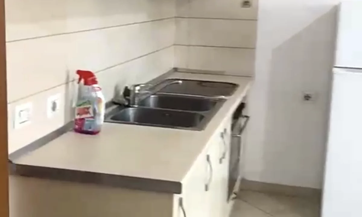 Shtepi me qera Apartament ne Tirane, 1+1, Mobilimi E mobiluar, Pagesa 35,000  Leke.